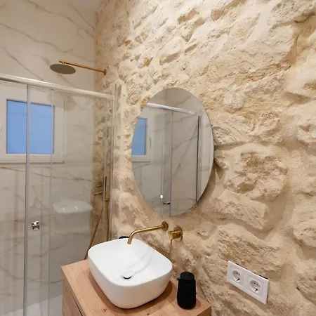 Casa Liam Aparthotel